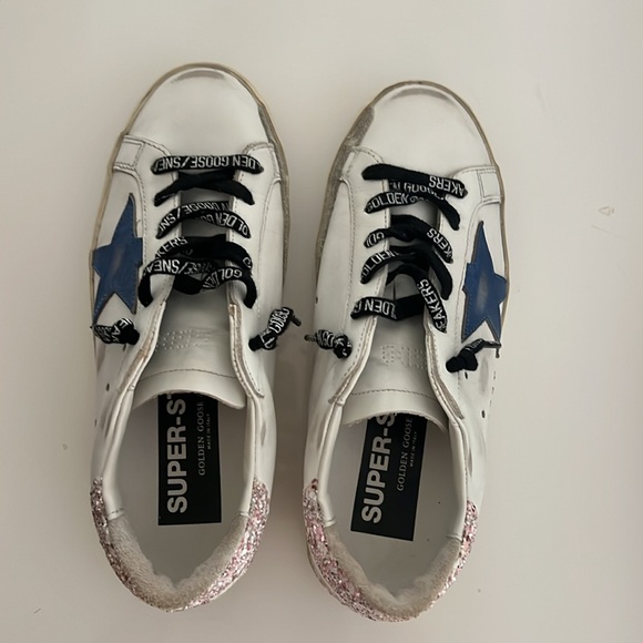 Authentic Golden Goose Super-Stars. Blue star with pink sparkles. Size 37 - Picture 2 of 6